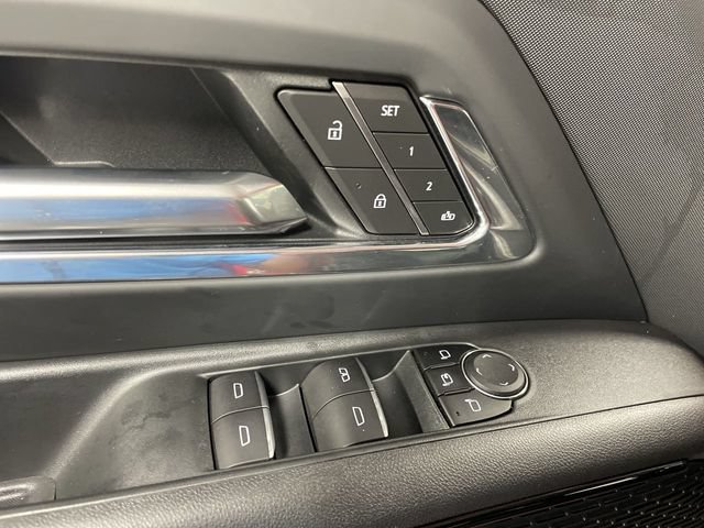 Certified 2025 Chevrolet Silverado EV LT AWD/4WD image 13