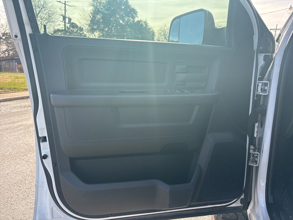 Used 2017 RAM 2500 Tradesman w/ Chrome Appearance Group image 10