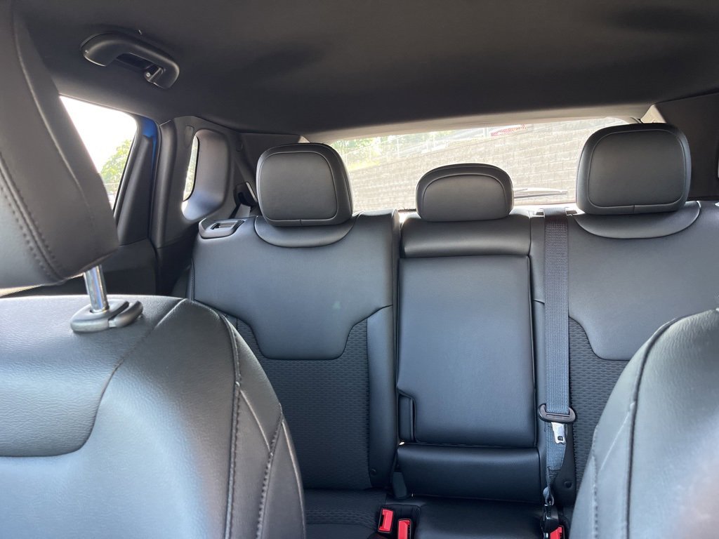 New 2025 Jeep Compass Latitude w/ Altitude Special Edition image 21