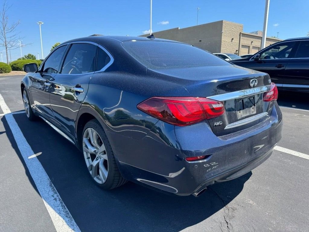 Used 2016 INFINITI Q70 L 5.6 AWD/4WD image 4