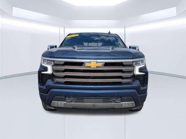 Used 2022 Chevrolet Silverado 1500 High Country w/ Technology Package image 9