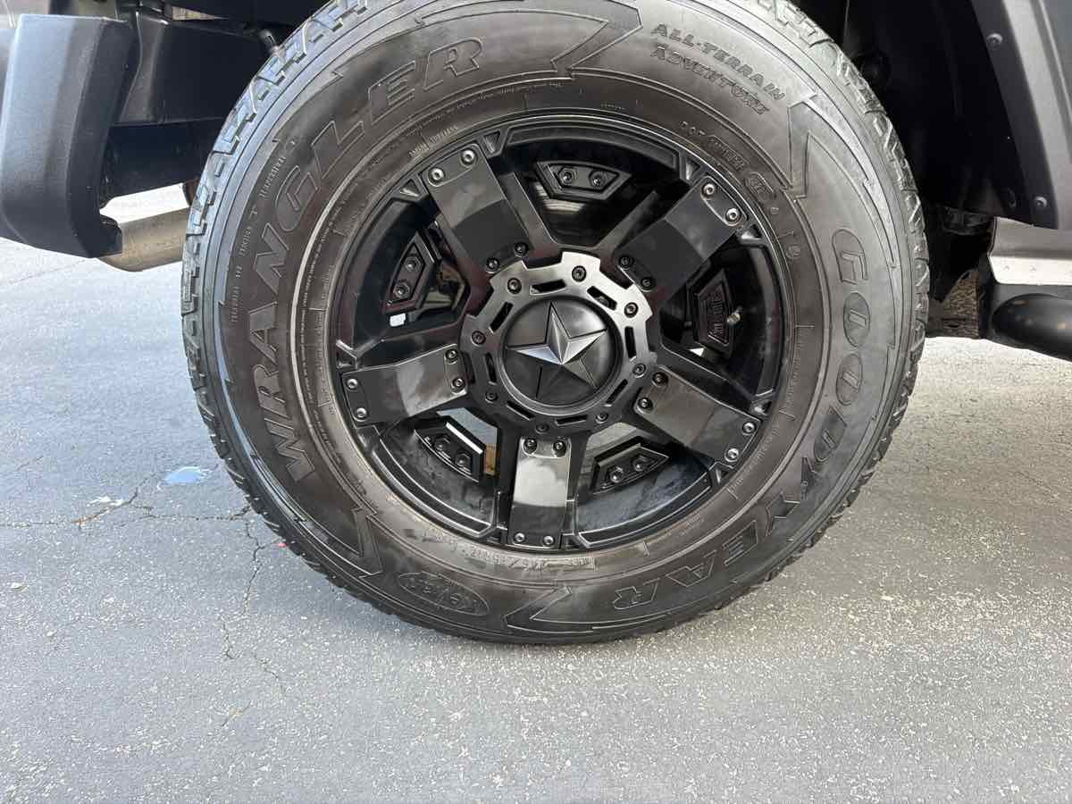 Used 2018 Jeep Wrangler Unlimited Sport AWD/4WD image 33