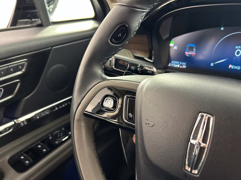 Used 2023 Lincoln Corsair Reserve w/ Equipment Group 201A AWD/4WD image 11