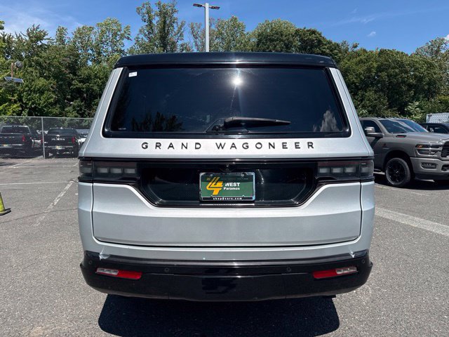 Used 2024 Jeep Grand Wagoneer L Series II w/ Quick Order Packagew 28T AWD/4WD image 17