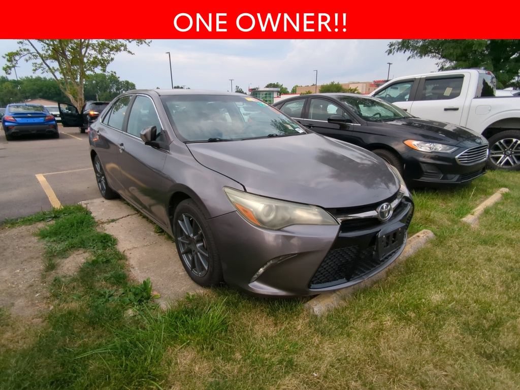 Used 2016 Toyota Camry SE FWD image 3