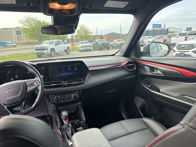 Used 2024 Chevrolet TrailBlazer RS FWD image 28