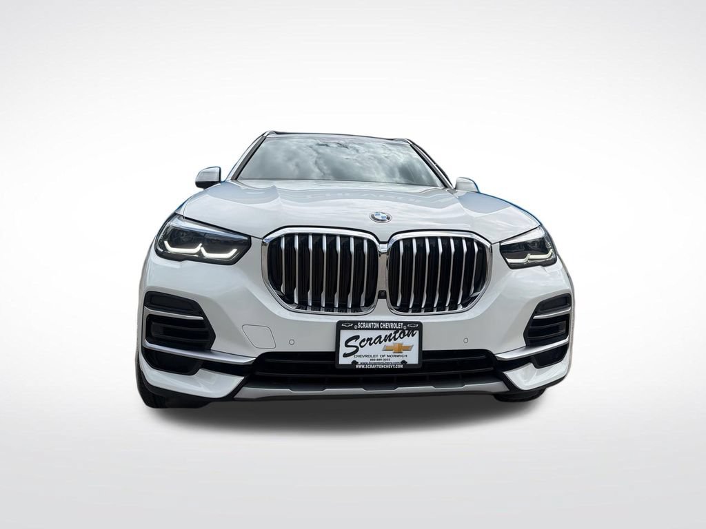 Used 2022 BMW X5 xDrive40i w/ Parking Assistance Package AWD/4WD image 23