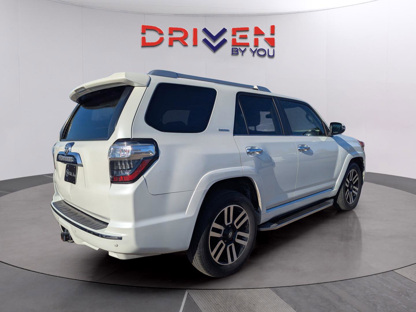 Used 2018 Toyota 4Runner Limited image 5
