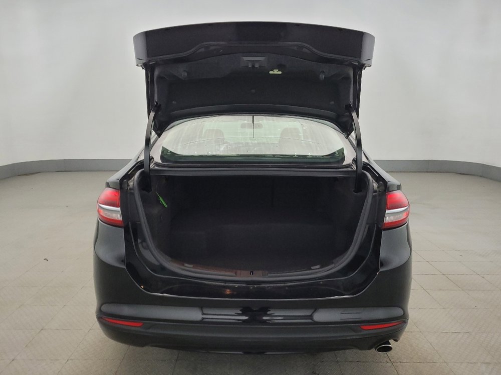 Used 2018 Ford Fusion S image 29