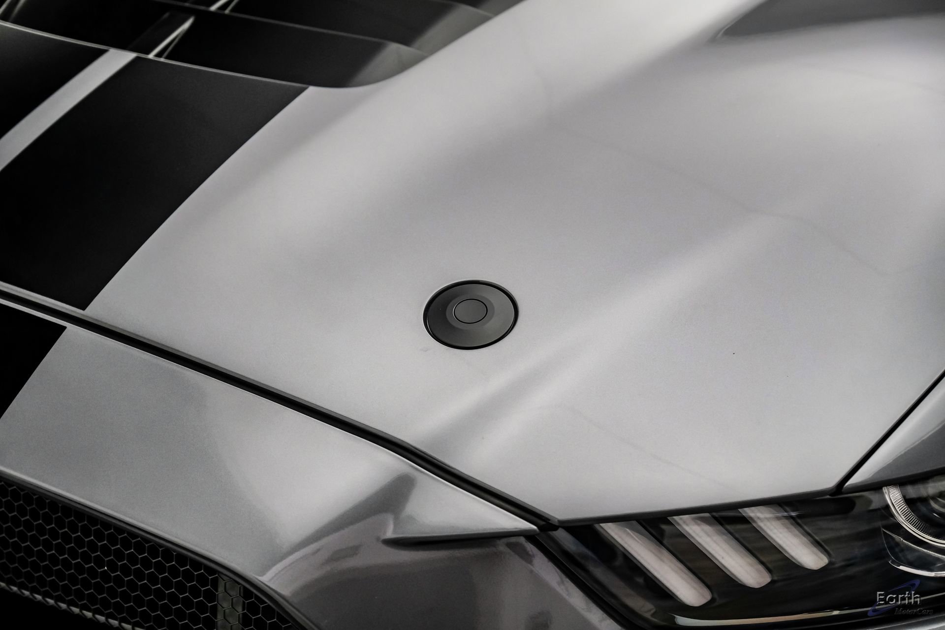 Used 2021 Ford Mustang Shelby GT500 w/ Carbon Fiber Track Pack image 36