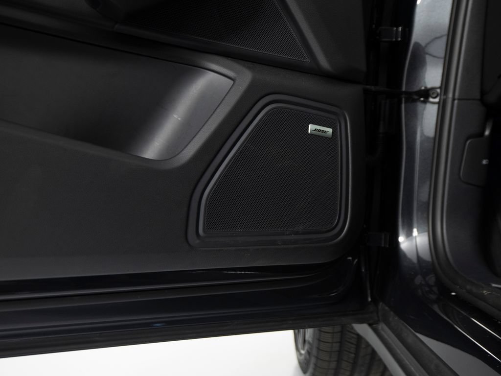 Certified 2026 Porsche Macan AWD/4WD image 20