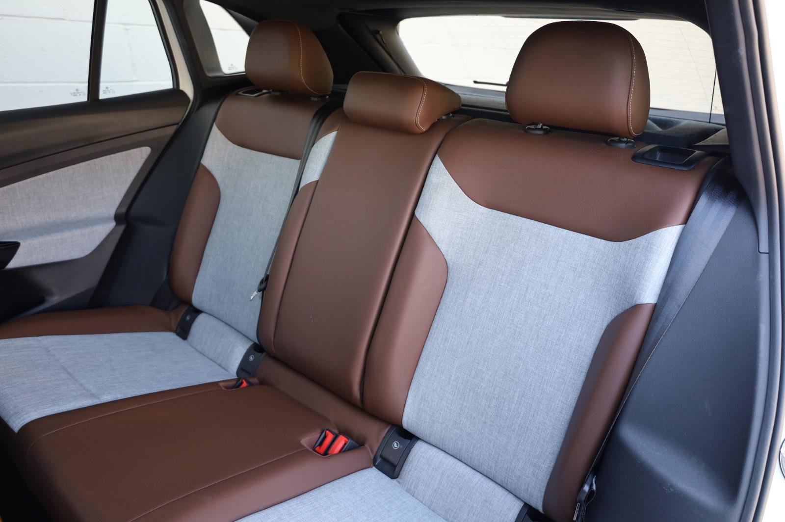 Used 2023 Volkswagen ID.4 Pro image 20