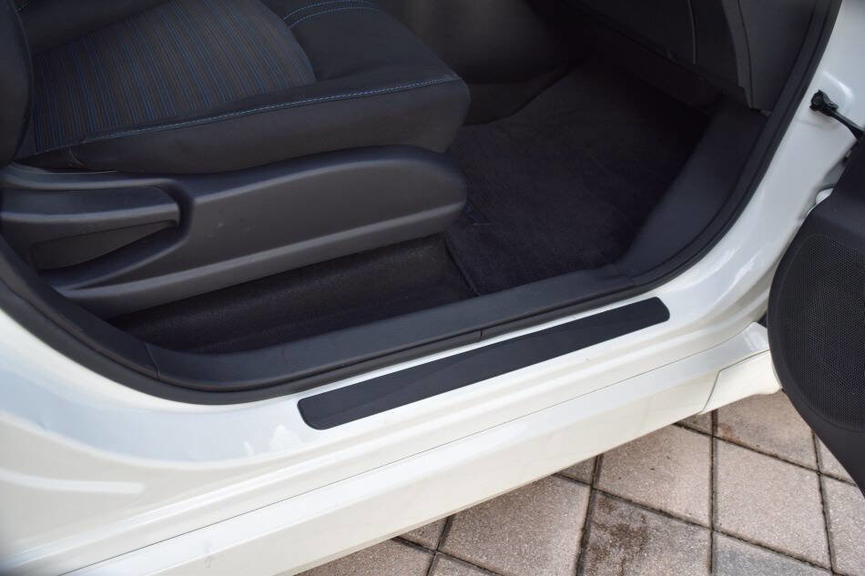 Used 2022 Nissan Leaf SV image 53