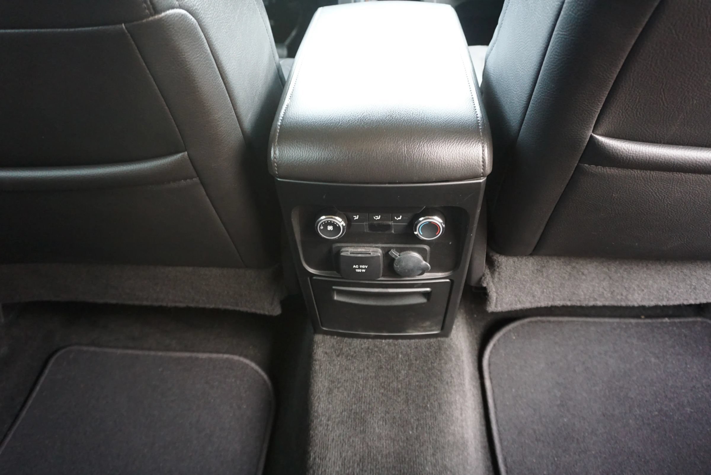 Used 2014 Ford Flex Limited w/ Equipment Group 301A FWD image 23
