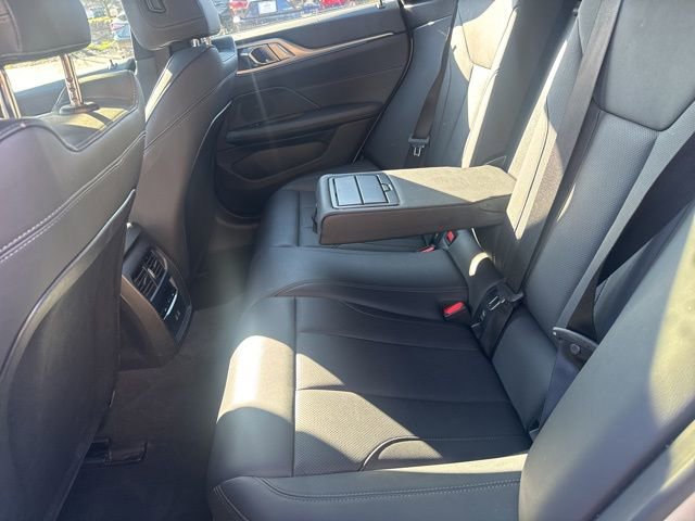 Used 2025 BMW i4 eDrive40 image 31