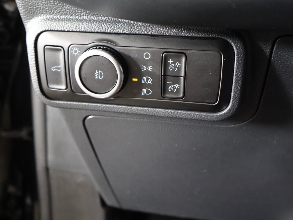 Used 2025 Ford Explorer ST-Line w/ ST-Line Street Pack AWD/4WD image 40