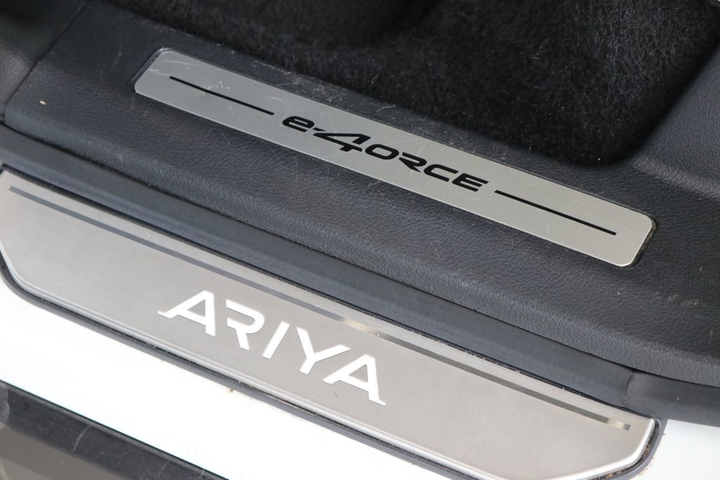 Used 2023 Nissan Ariya AWD image 24