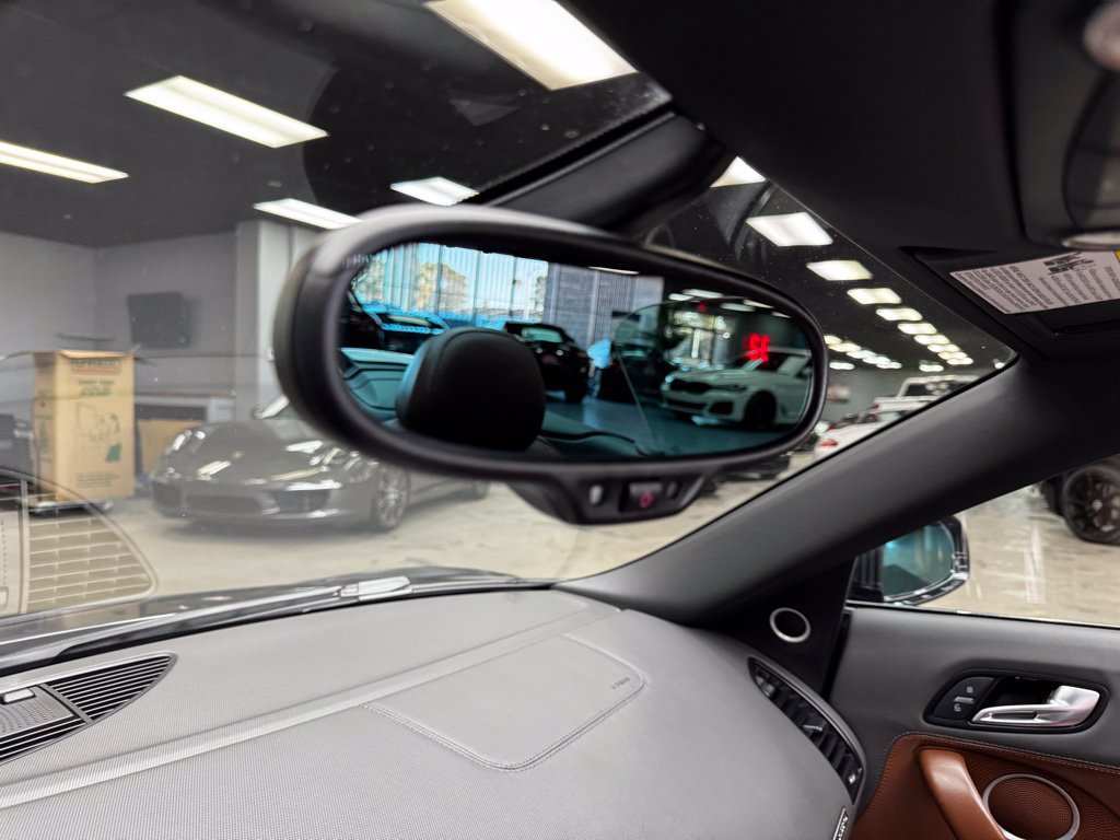 Used 2011 Audi R8 V10 AWD/4WD image 28