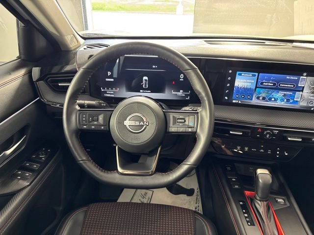 Used 2025 Nissan Kicks SR w/ SR Premium Package AWD/4WD image 15