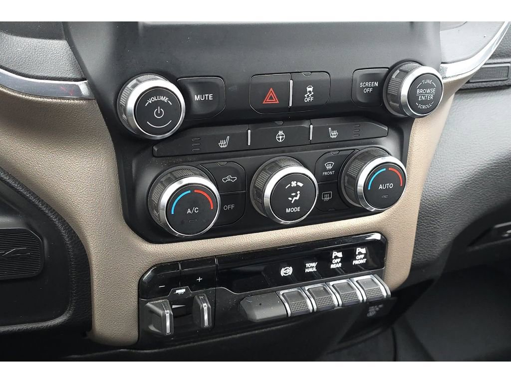 Used 2020 RAM 2500 Laramie w/ Body Color Bumper Group image 21