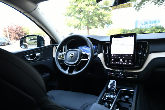 Certified 2026 Volvo XC60 B5 Plus AWD/4WD image 20