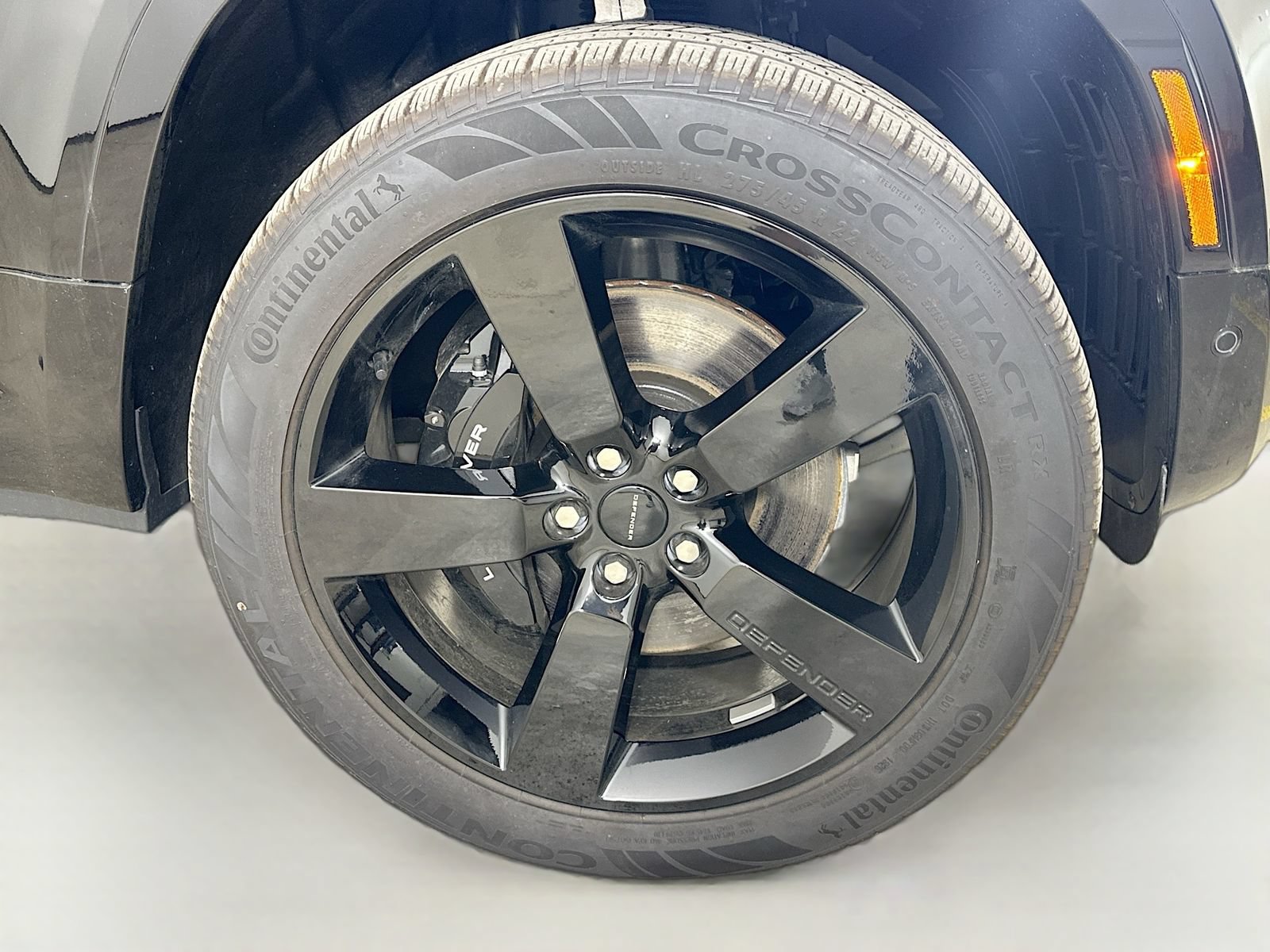 New 2026 Land Rover Defender 130 V8 AWD/4WD image 11
