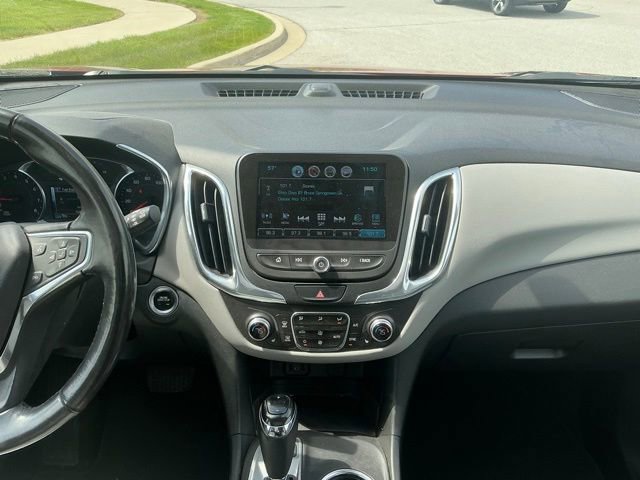 Used 2018 Chevrolet Equinox LT FWD image 25