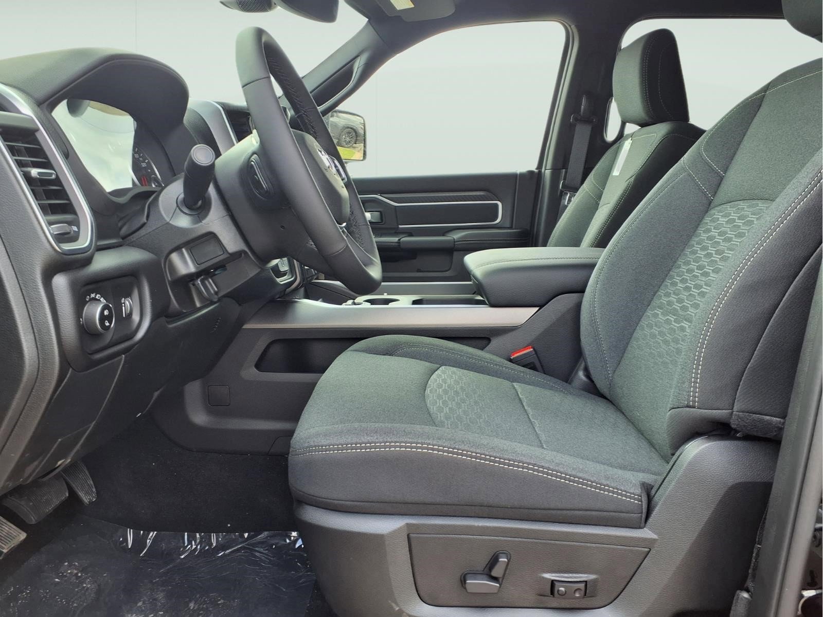 New 2026 RAM 2500 Lone Star AWD/4WD image 8