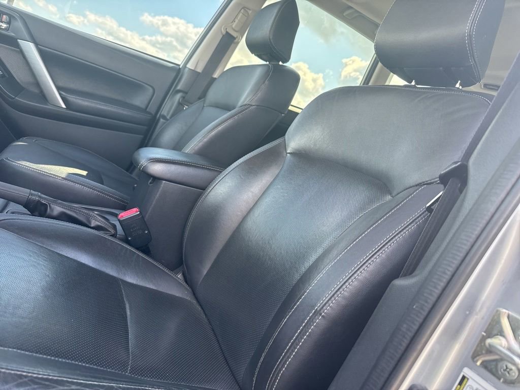 Used 2017 Subaru Forester 2.5i Limited AWD/4WD image 10
