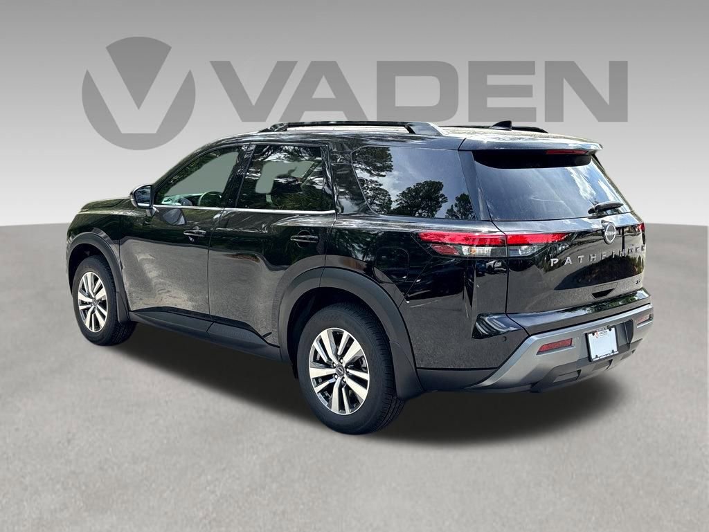 New 2026 Nissan Pathfinder SL w/ Cargo Package FWD image 29