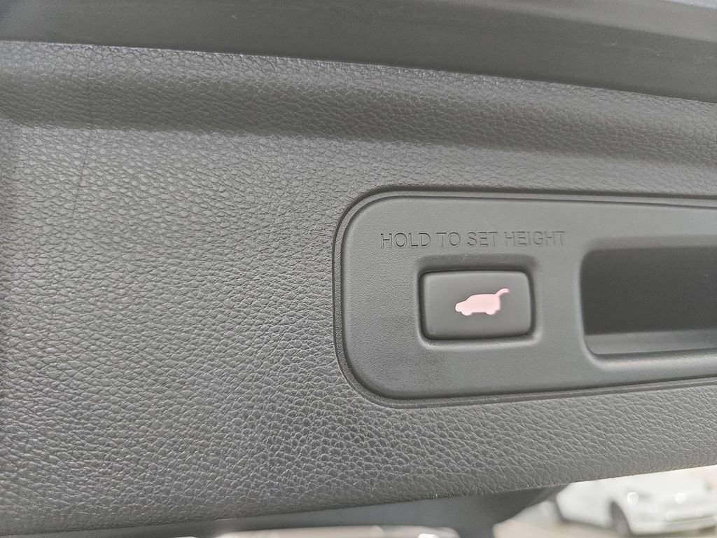 Used 2023 Honda Odyssey Touring image 29