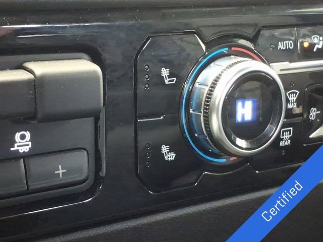 Used 2025 GMC Sierra 1500 SLT image 4