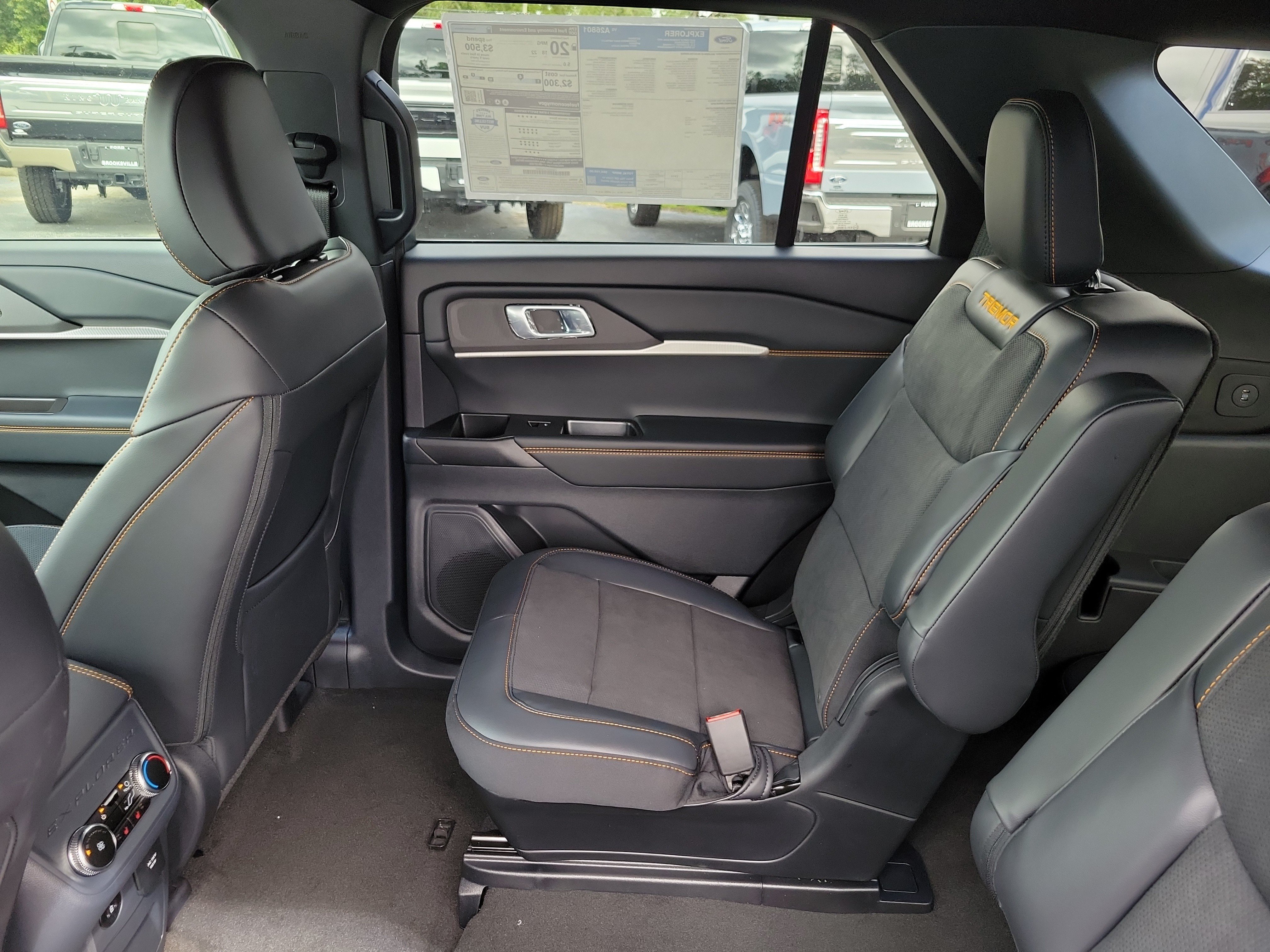New 2027 Ford Explorer Tremor w/ Tremor Convenience Package AWD/4WD image 20