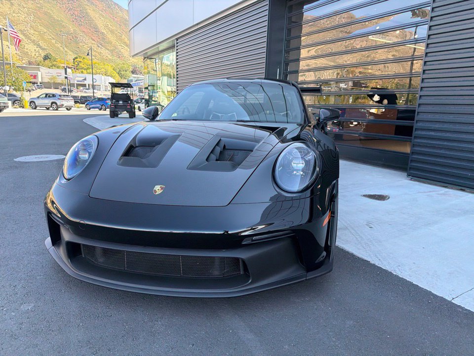 Used 2024 Porsche 911 GT3 RS w/ Weissach Package RWD image 2