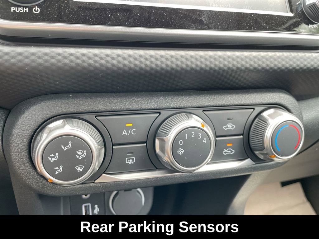 Used 2025 Nissan Kicks Play S image 31