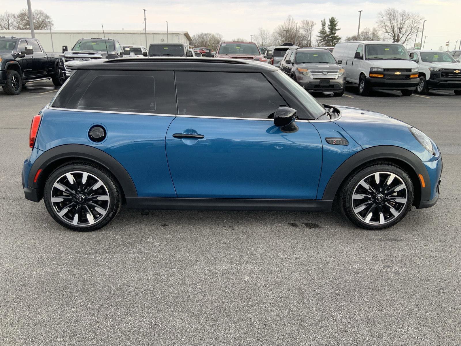 Used 2024 MINI Cooper S image 14