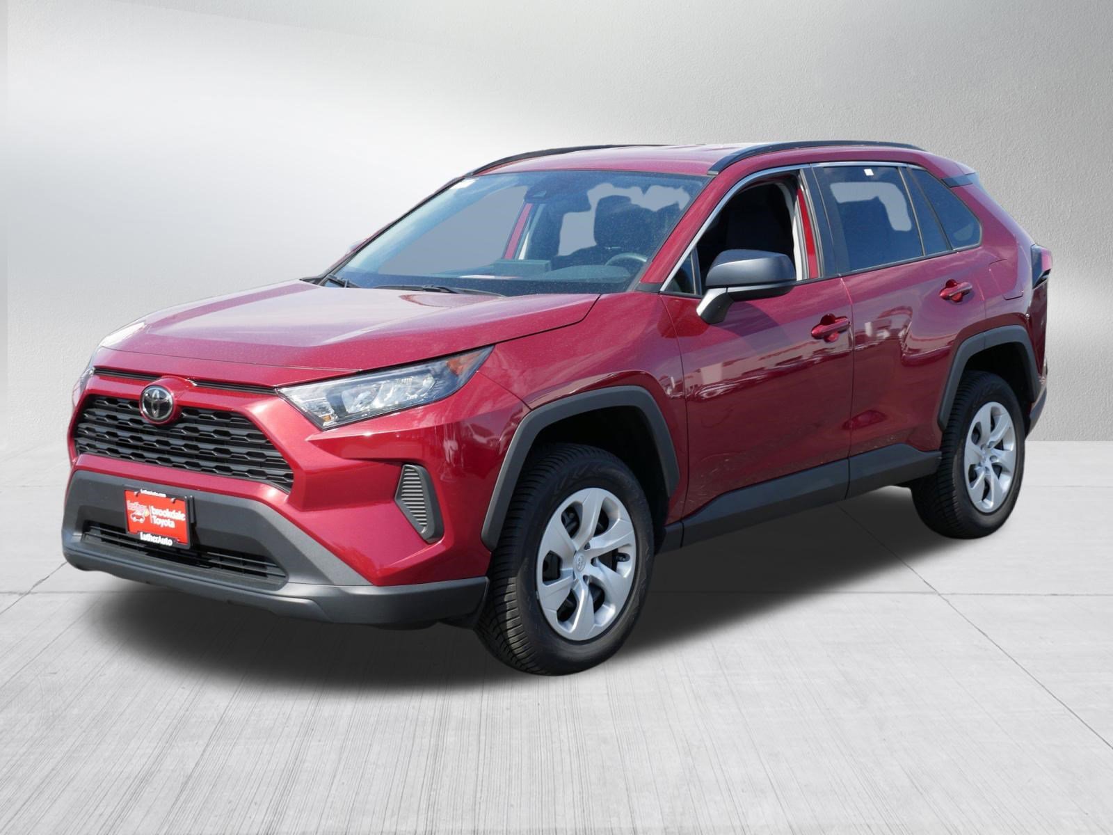 Used 2021 Toyota RAV4 LE AWD/4WD image 3