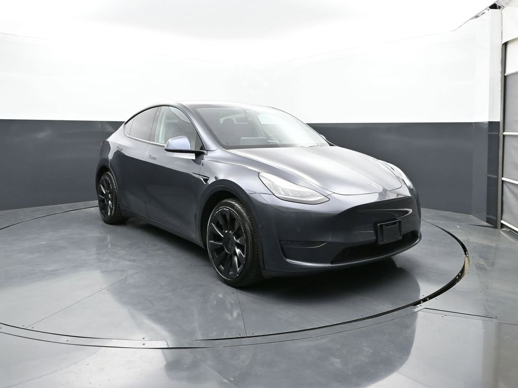 Used 2021 Tesla Model Y Long Range AWD/4WD image 1