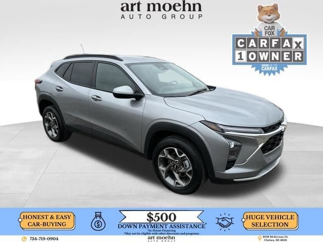 Used 2025 Chevrolet Trax LT