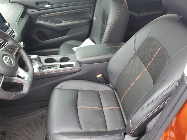 Used 2022 Nissan Altima 2.5 SR FWD image 17