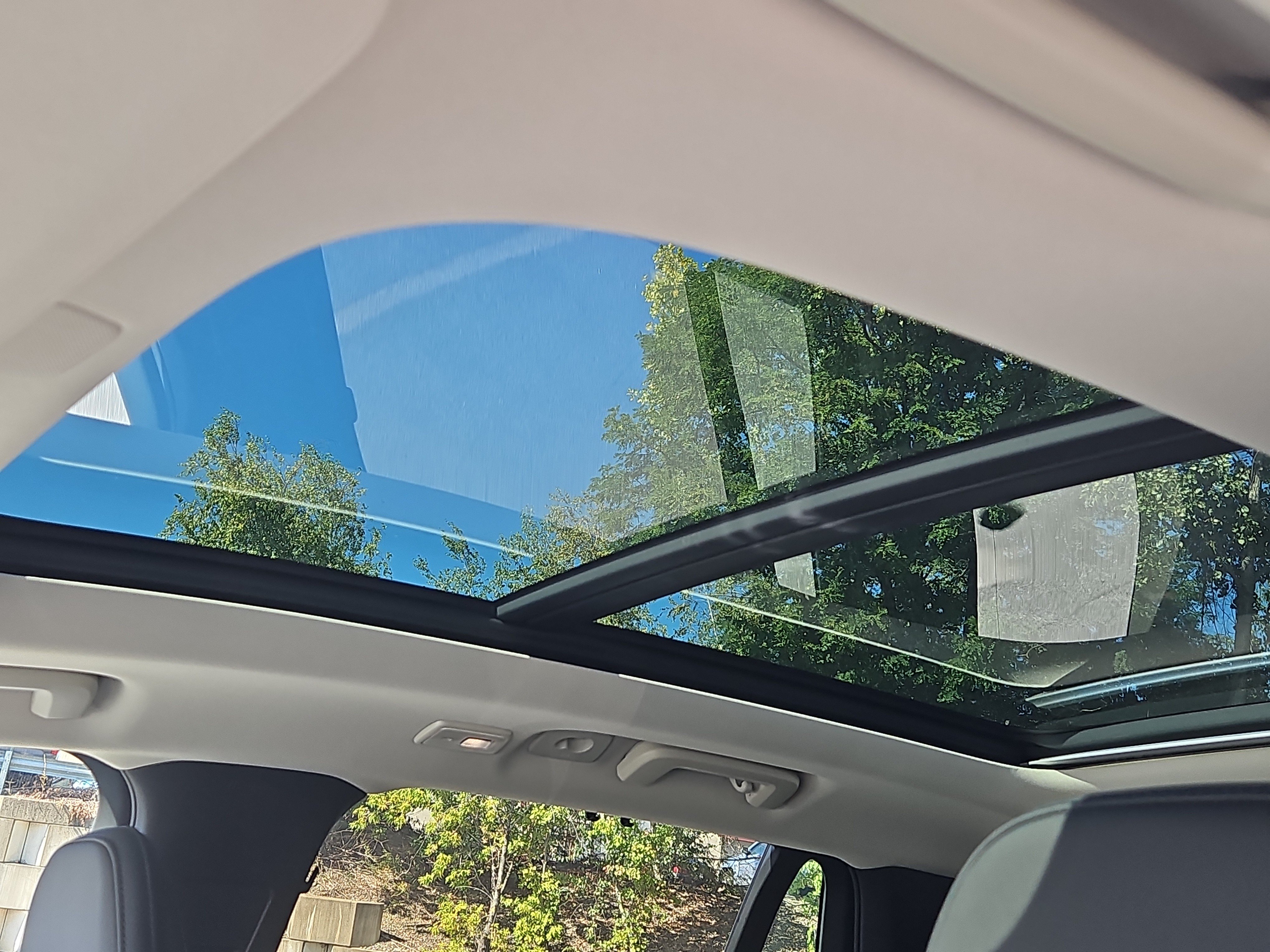 New 2027 Volvo XC90 B6 Plus AWD/4WD image 6