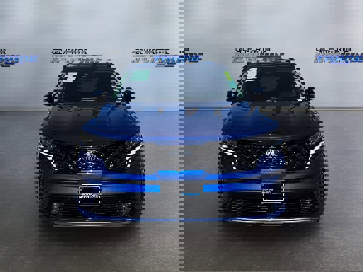 Used 2021 Kia Sorento SX image 2