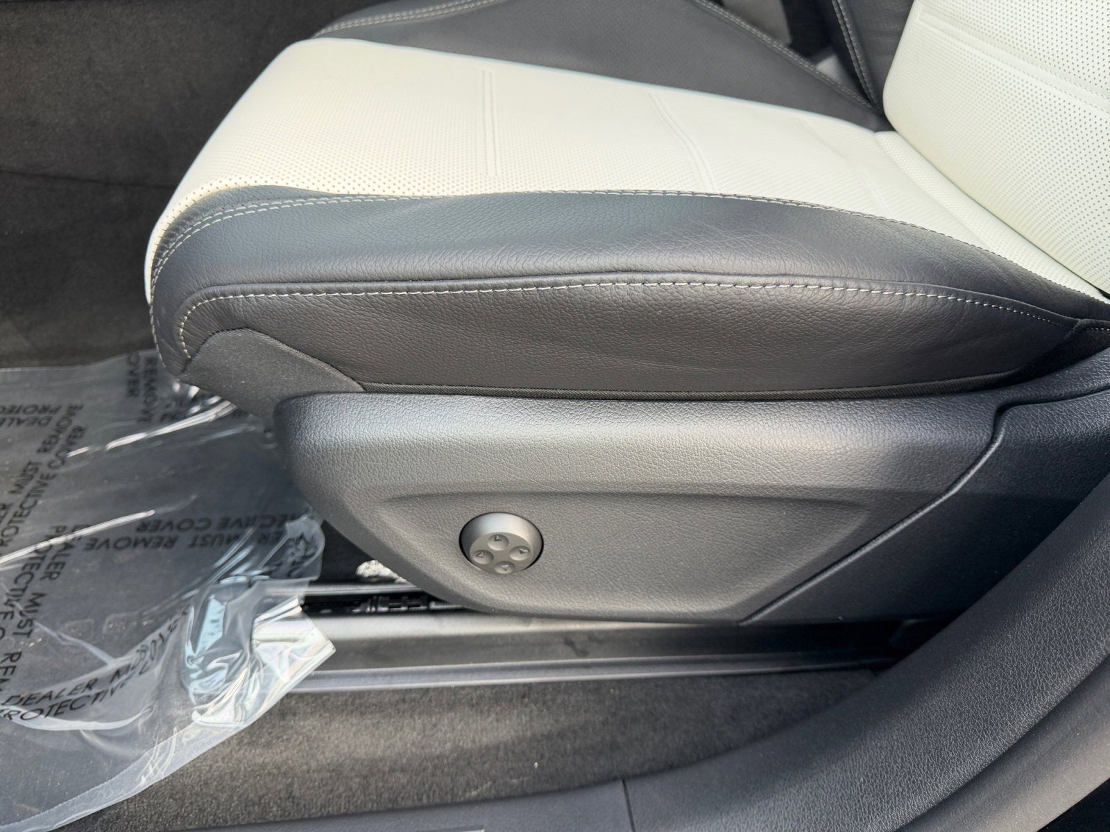 New 2026 Mercedes-Benz GLE 350 4MATIC image 14