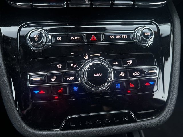 Used 2022 Lincoln Corsair FWD w/ Equipment Group 101A image 17