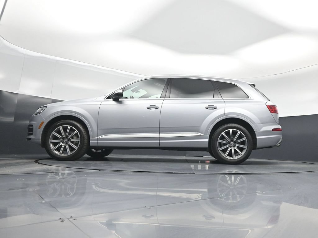 Used 2017 Audi Q7 3.0T Premium Plus w/ Premium Plus Package AWD/4WD image 55