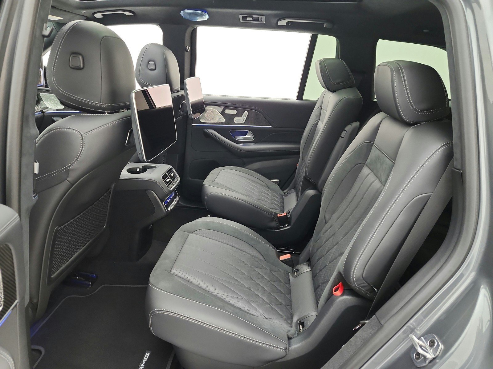 New 2026 Mercedes-Benz GLS 63 AMG 4MATIC image 11
