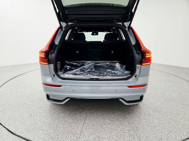 New 2026 Volvo XC60 B5 Ultra w/ Climate Package image 15
