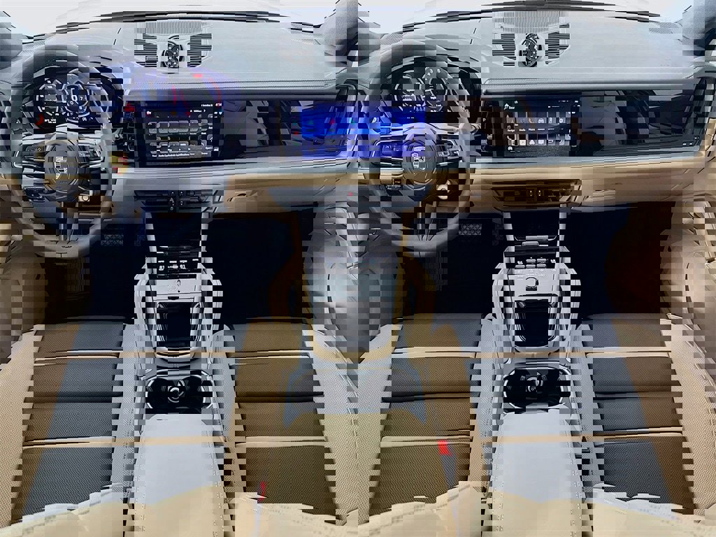 New 2026 Porsche Cayenne image 29