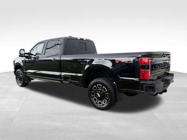 Used 2026 Ford F350 Platinum w/ FX4 Off-Road Package AWD/4WD image 2