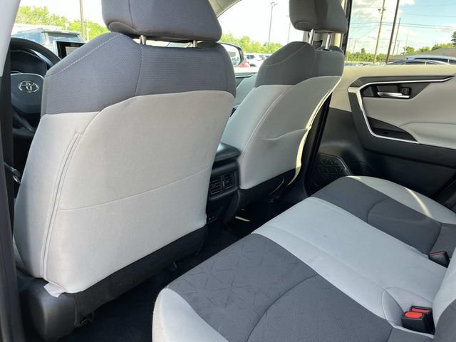 Used 2024 Toyota RAV4 XLE FWD image 19